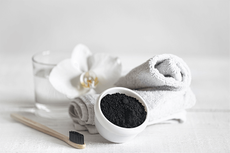 5 Benefits of Using Charcoal in Your Body Care Routine